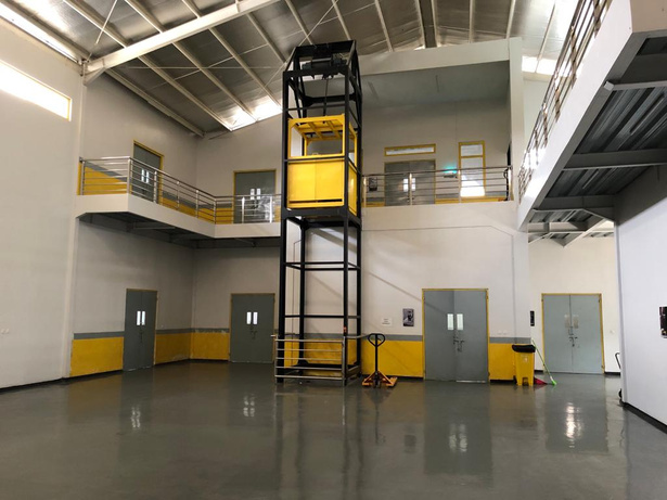 03_CompanyOffice_KSI_Low